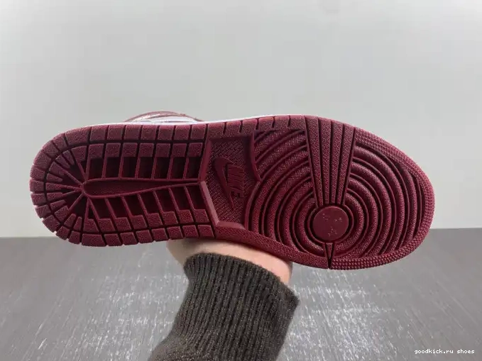 Rep Red OG Air Jordan Team High DZ5485-160 1 0412